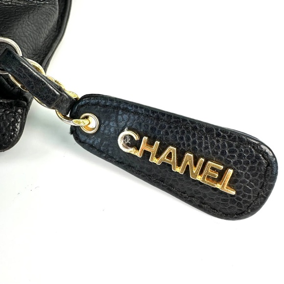CHANEL CHARM CAVIAR Shopper Tote - Picture 4 of 10